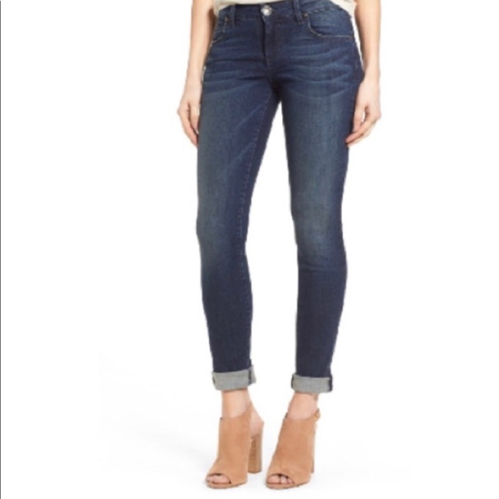 Kut from the Kloth Catherine Boyfriend Jean In Dark Wash Denim Size 6 EUC